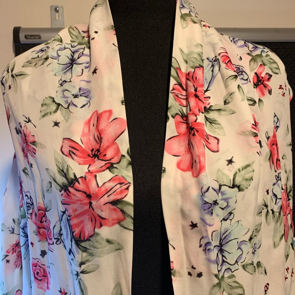 Scarf silk Pencey 100% silk. Pink, sage and white